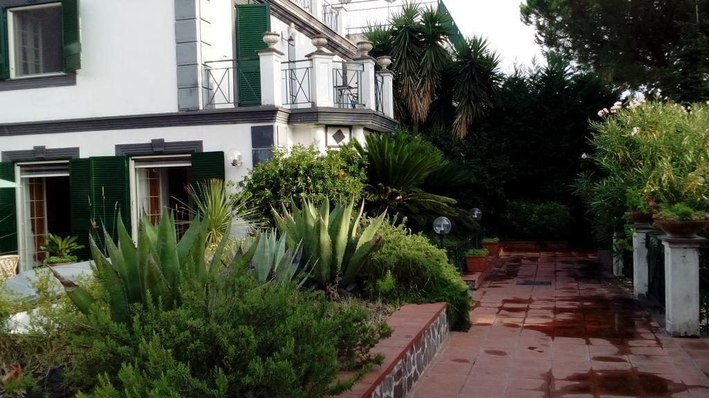Siranita Villa